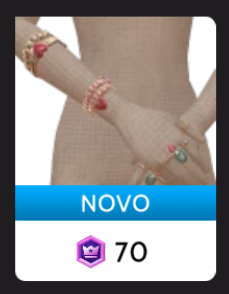 Unhas Longas e Pulseira de Diamantes Cloud Nine